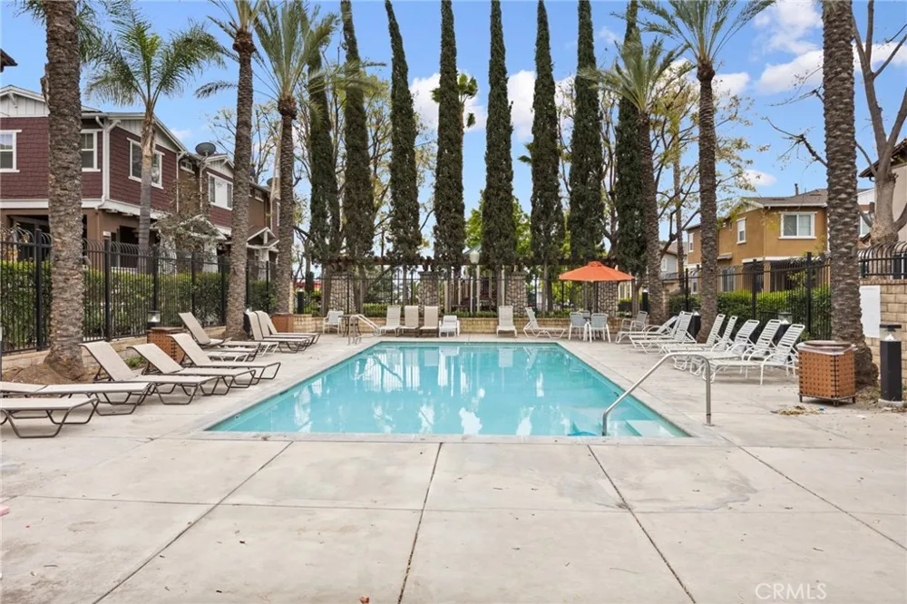 1556 Ledgestone Lane Pomona, CA 91767