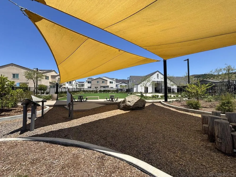 312 Zest Lane Fallbrook, CA 92028