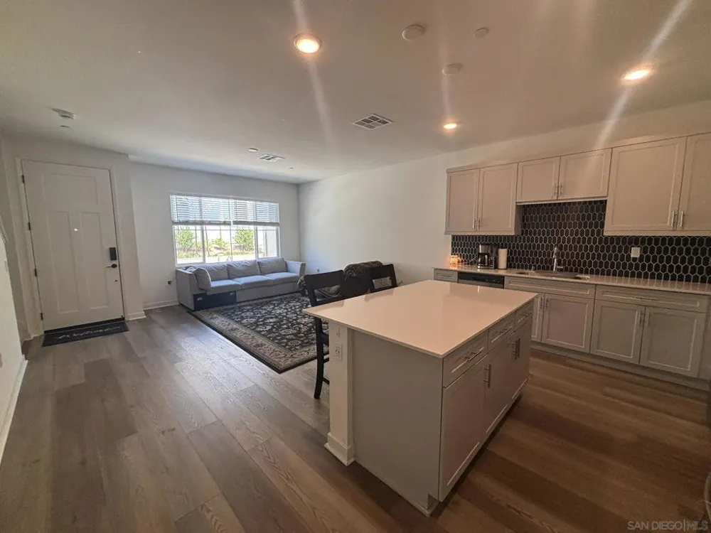 312 Zest Lane Fallbrook, CA 92028