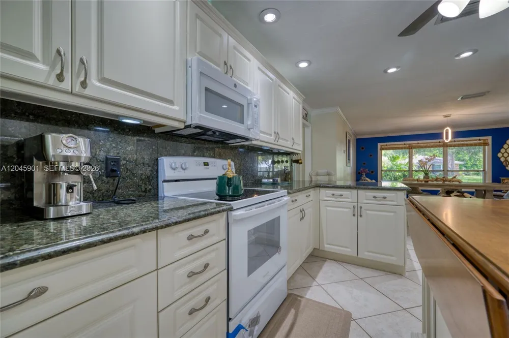 465 11th Ave Vero Beach, FL 32962
