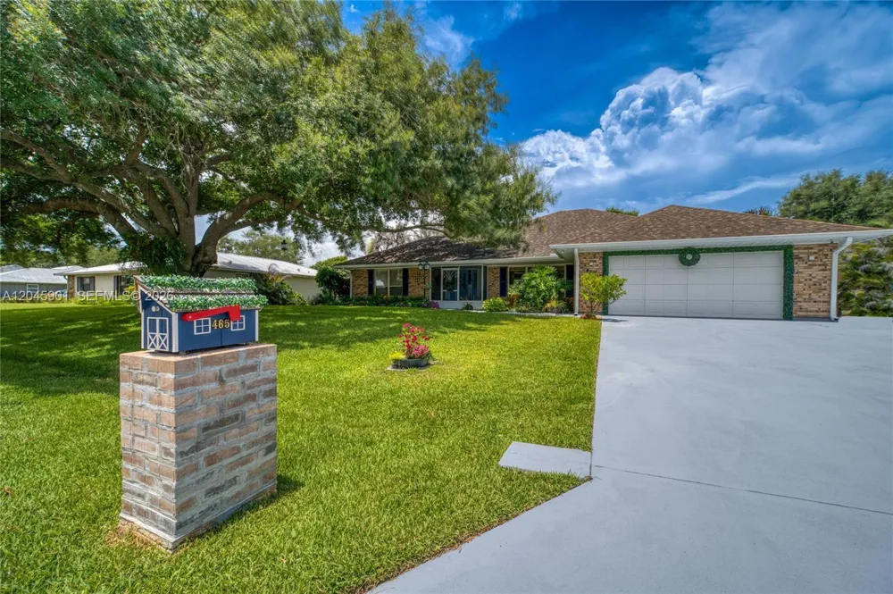 465 11th Ave Vero Beach, FL 32962