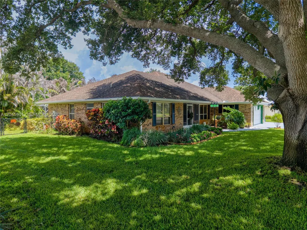 465 11th Ave Vero Beach, FL 32962