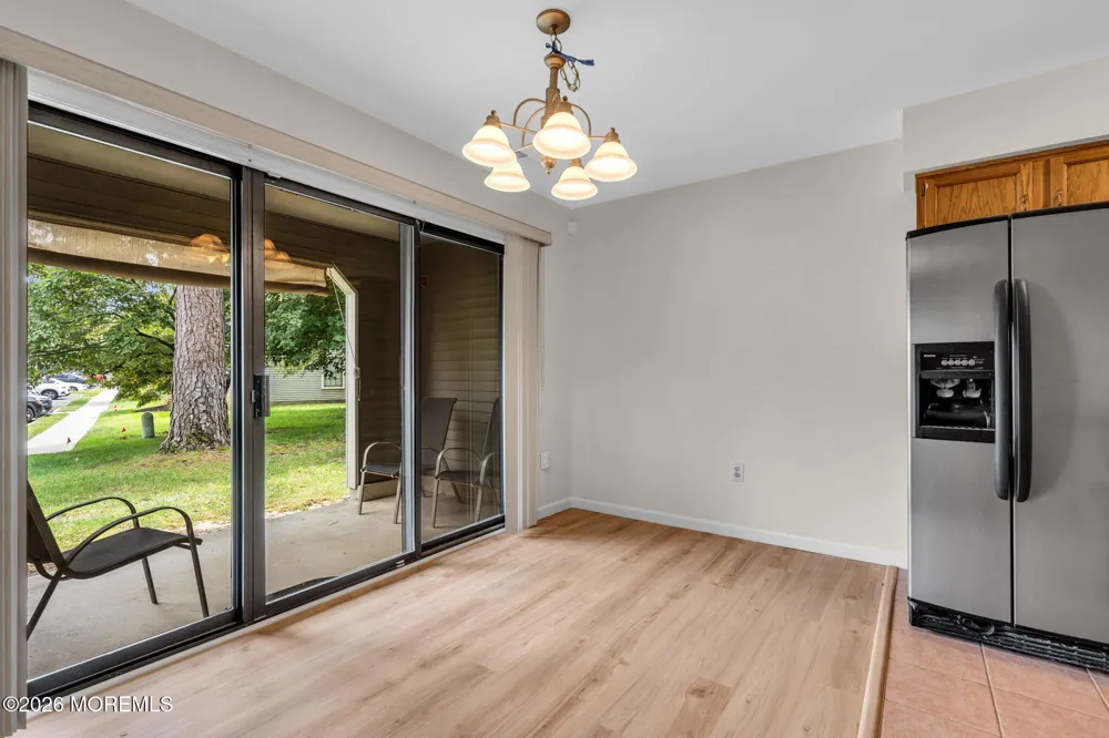 47 Chelmsford Court Marlton, NJ 08053