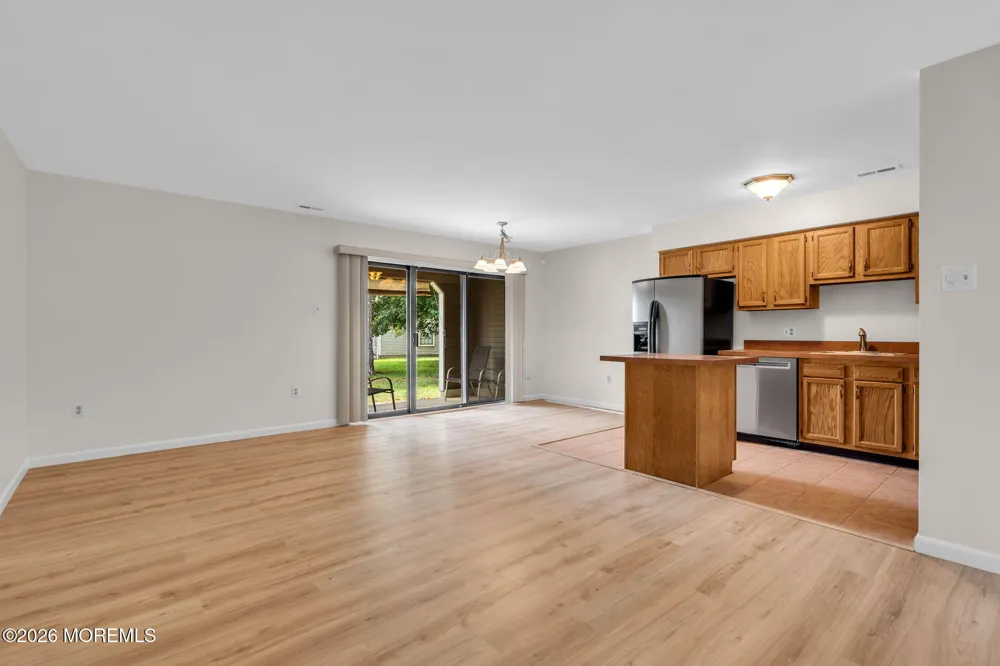 47 Chelmsford Court Marlton, NJ 08053