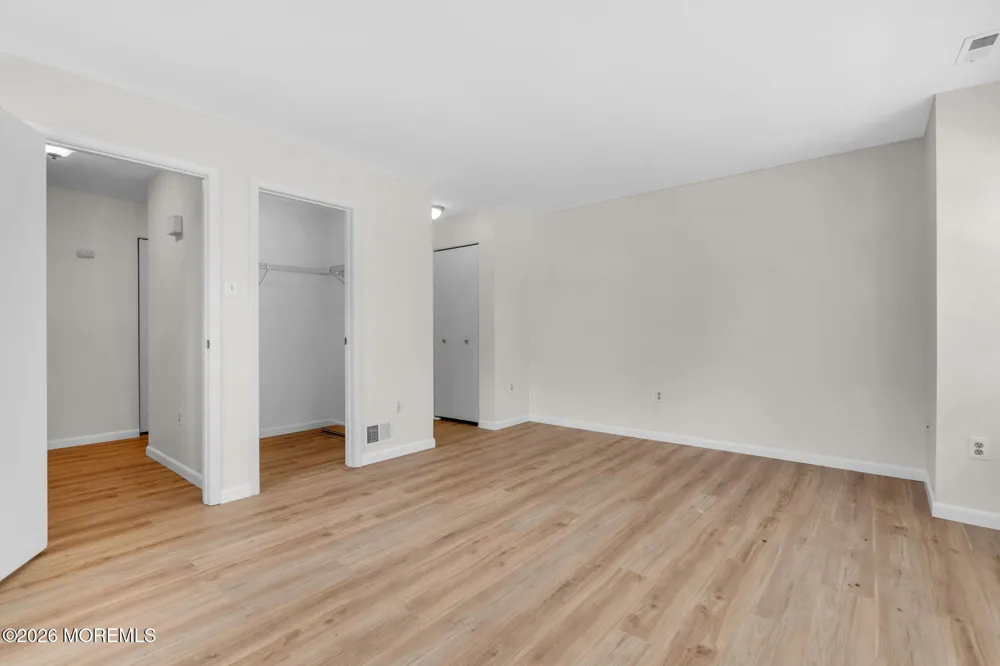 47 Chelmsford Court Marlton, NJ 08053