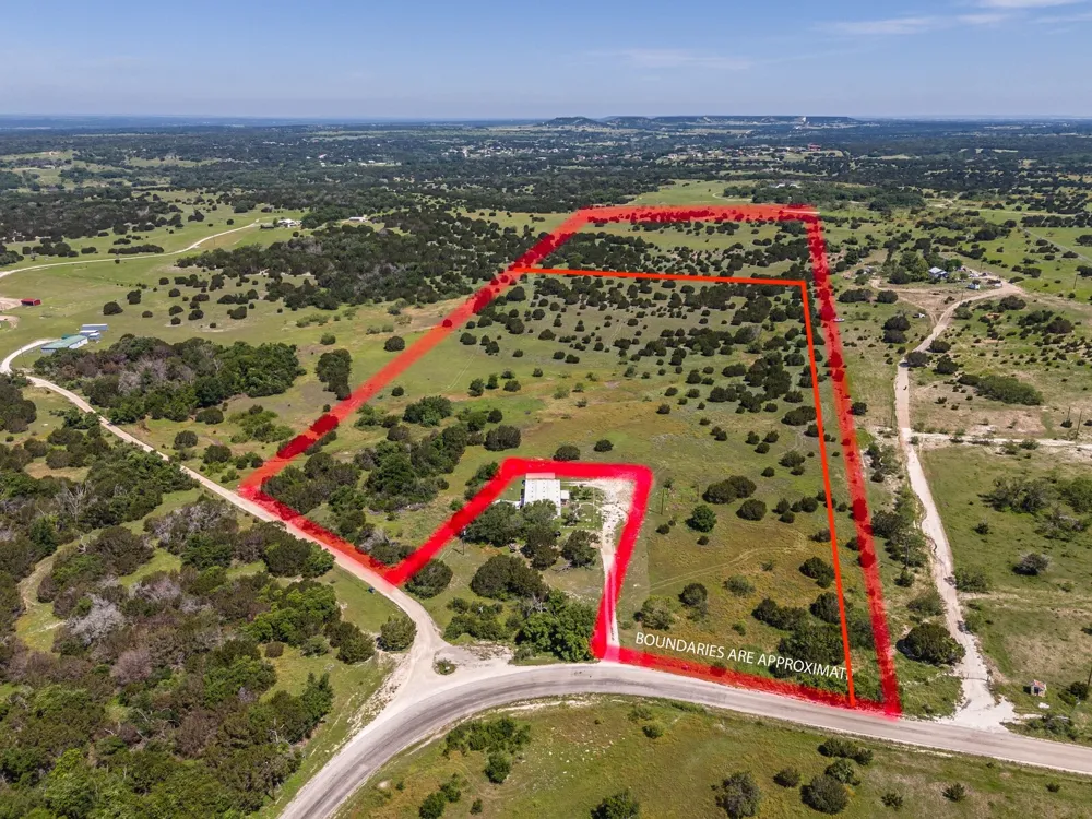 2 County Road 3300 Kempner, TX 76539