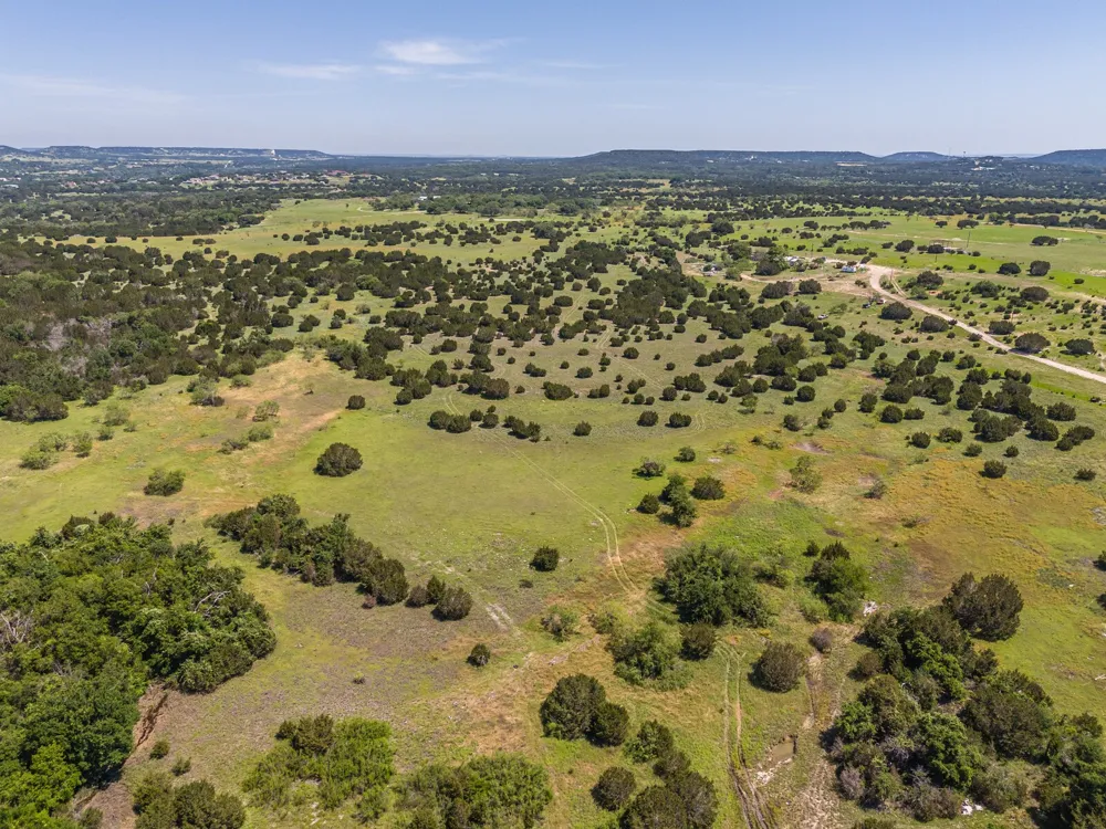 2 County Road 3300 Kempner, TX 76539
