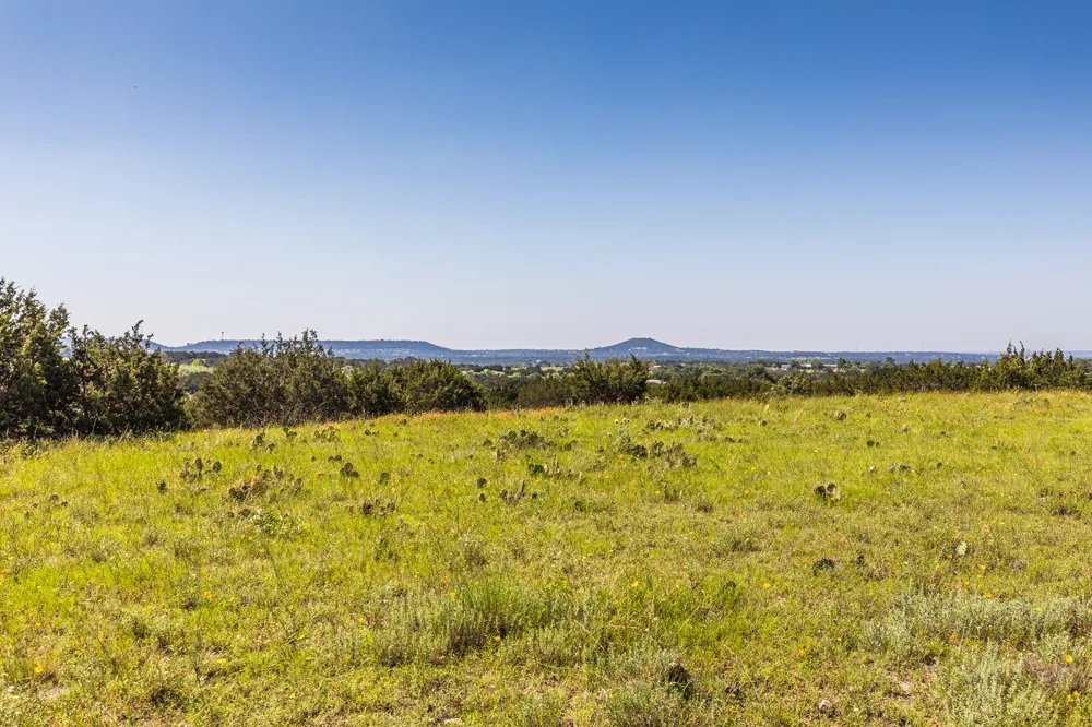 2 County Road 3300 Kempner, TX 76539