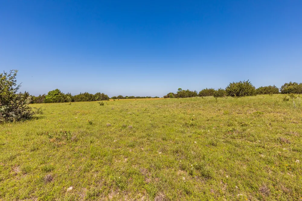 2 County Road 3300 Kempner, TX 76539