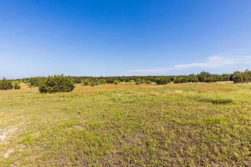 2 County Road 3300 Kempner, TX 76539