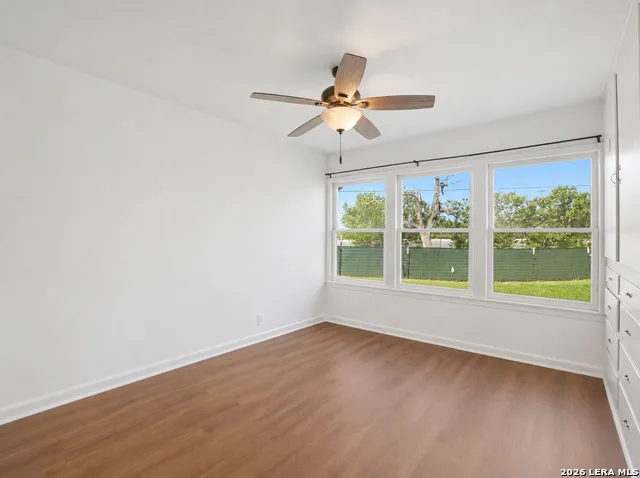 600 S STORTS ST Poth, TX 78147