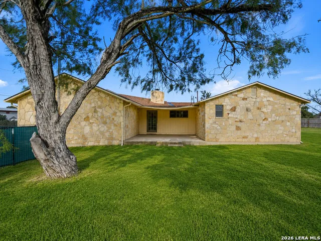 600 S STORTS ST Poth, TX 78147