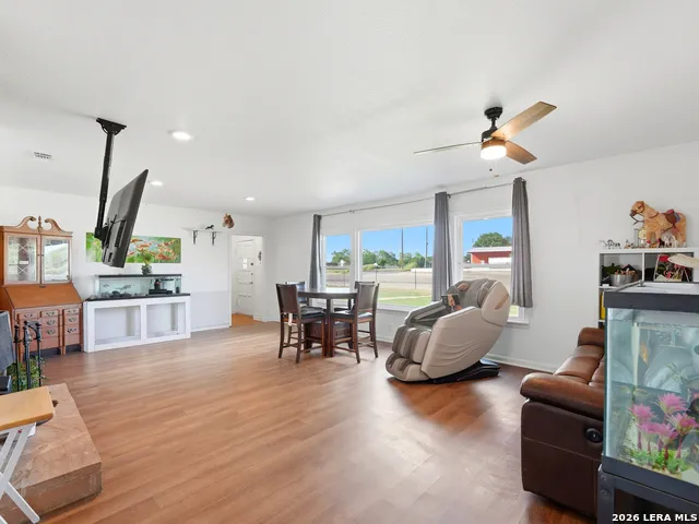 600 S STORTS ST Poth, TX 78147