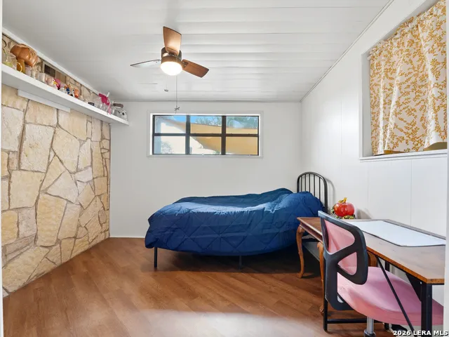 600 S STORTS ST Poth, TX 78147