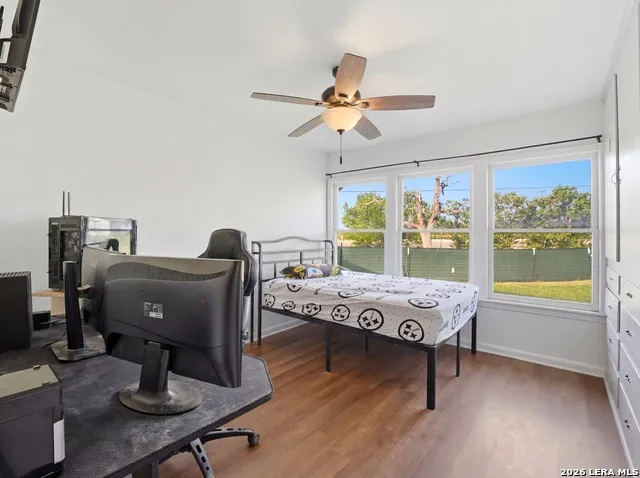 600 S STORTS ST Poth, TX 78147