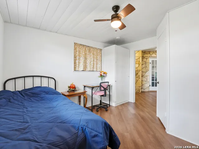 600 S STORTS ST Poth, TX 78147