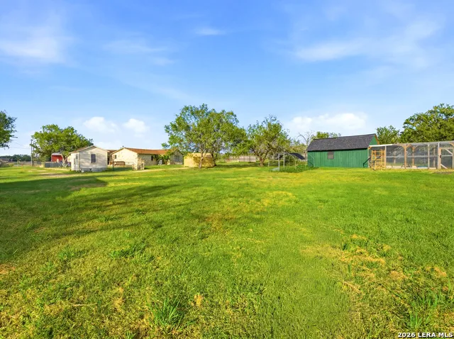 600 S STORTS ST Poth, TX 78147