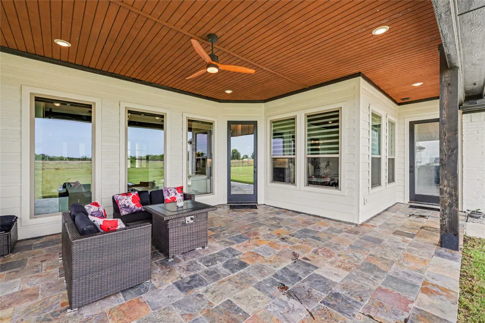 2909 Deer Run Trail Farmersville, TX 75442