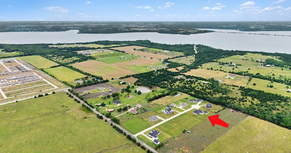 2909 Deer Run Trail Farmersville, TX 75442