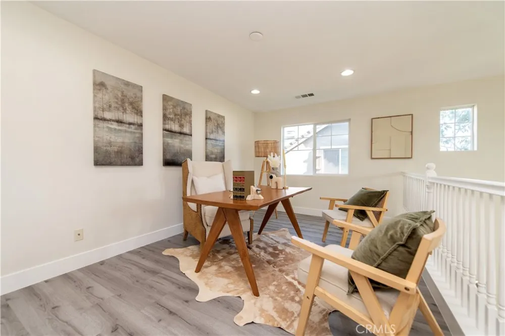 13569 Goldmedal Chino, CA 91710