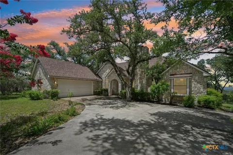 302 Mesa Drive