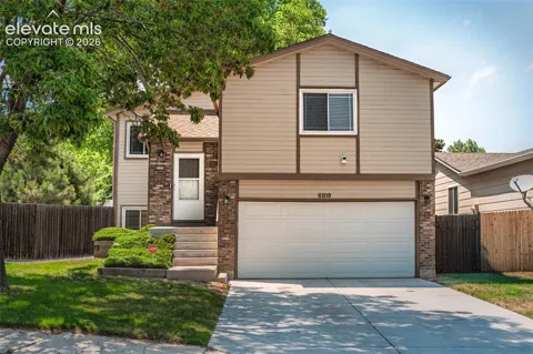 6109 Lowlander Court