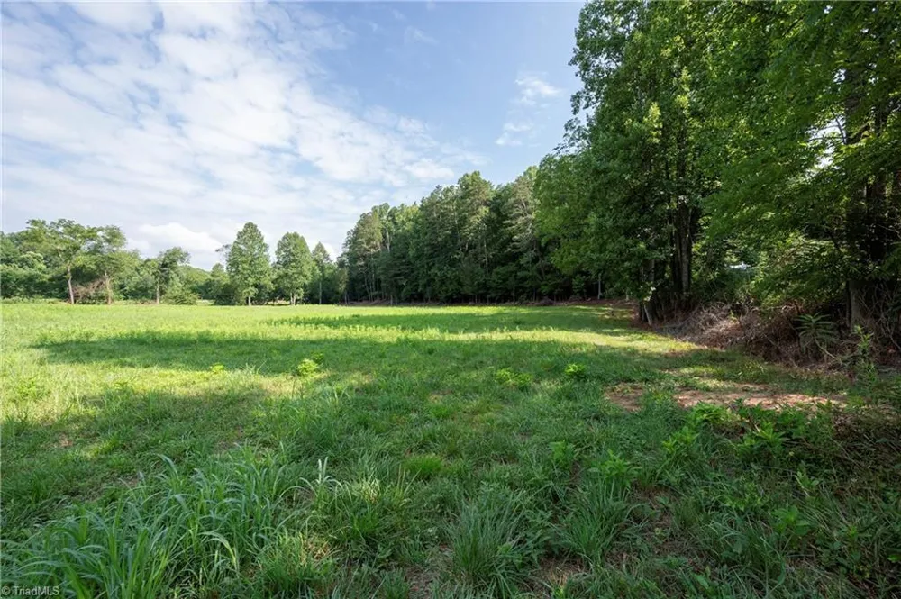 01 Union Cross Church Road Yadkinville, NC 27055