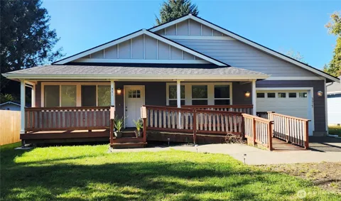 371 Centaurus Avenue SW