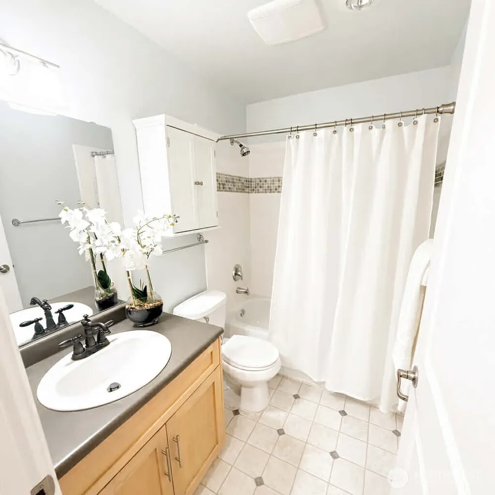 21307 48th Avenue W #C208 Mountlake Terrace, WA 98043