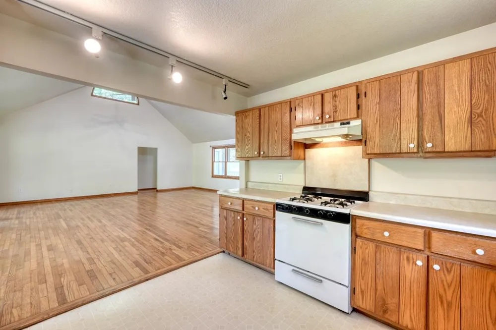1493 Greasy Creek Road Brasstown, NC 28902