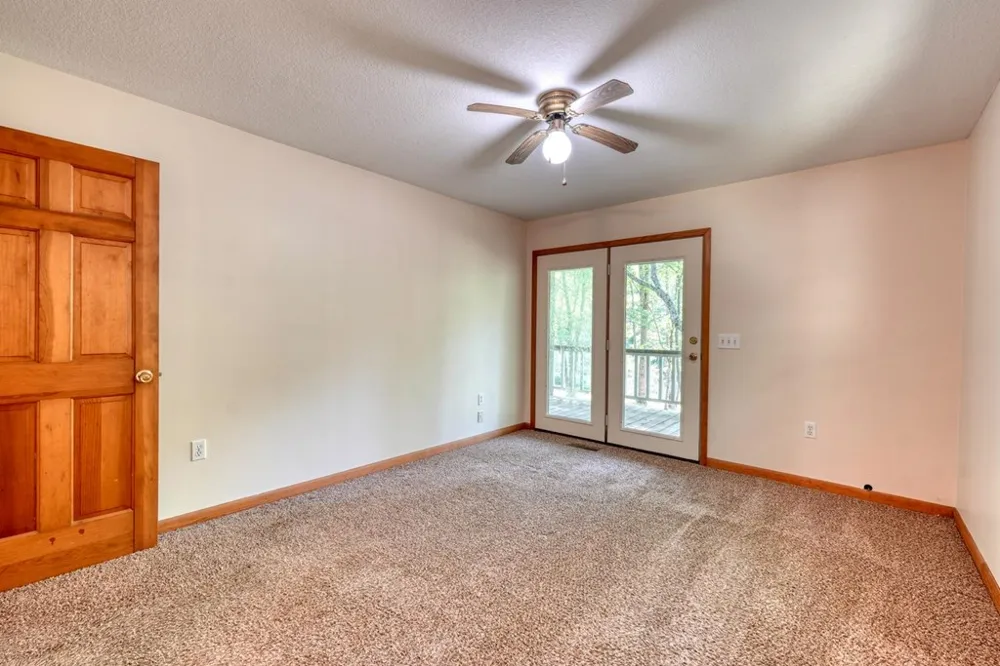 1493 Greasy Creek Road Brasstown, NC 28902