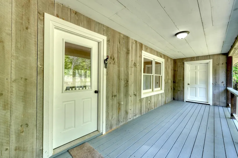 1493 Greasy Creek Road Brasstown, NC 28902