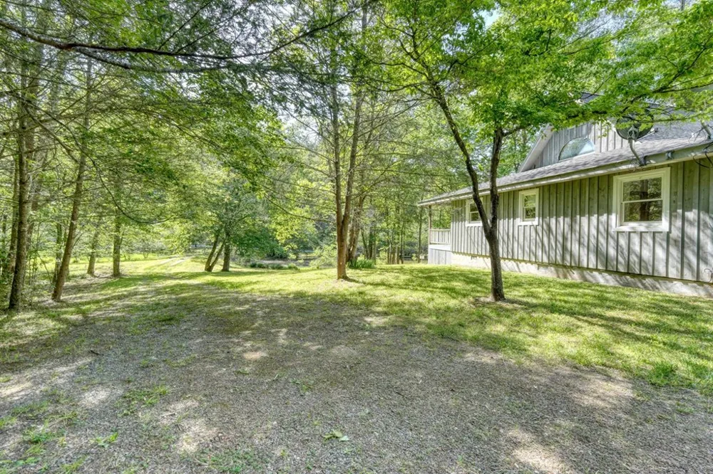 1493 Greasy Creek Road Brasstown, NC 28902