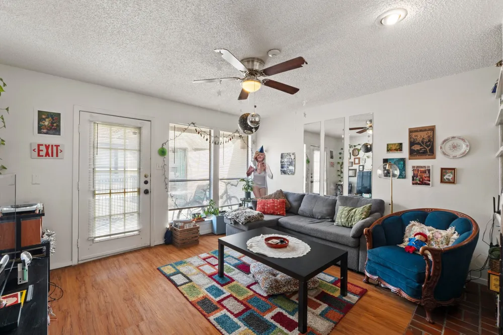 2110 Rio Grande Street #303 Austin, TX 78705