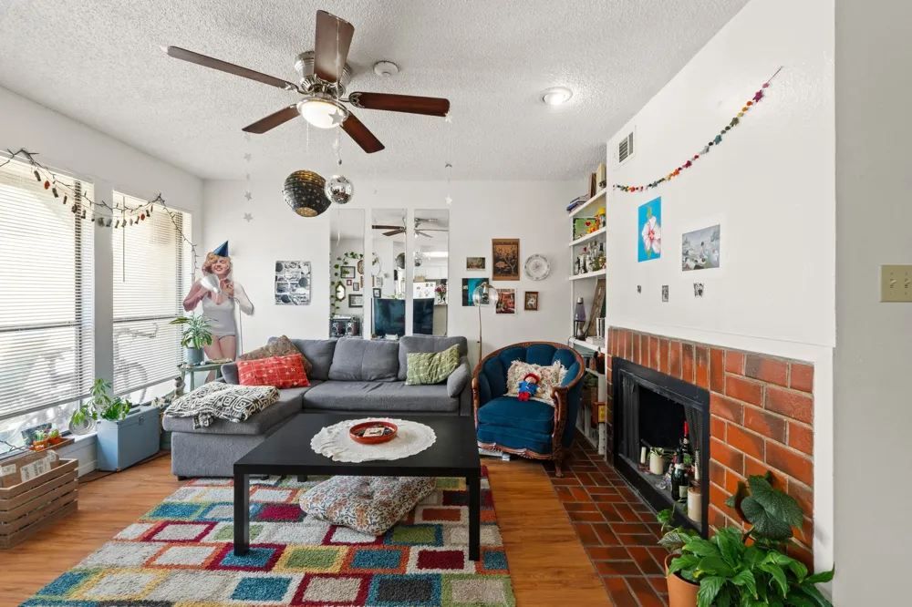 2110 Rio Grande Street #303 Austin, TX 78705