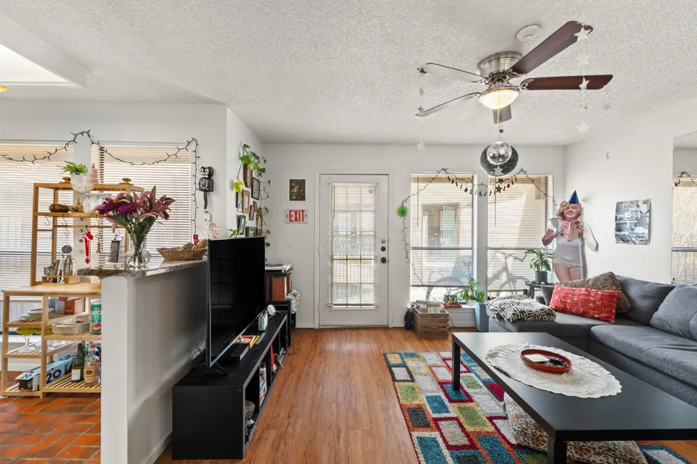 2110 Rio Grande Street #303 Austin, TX 78705
