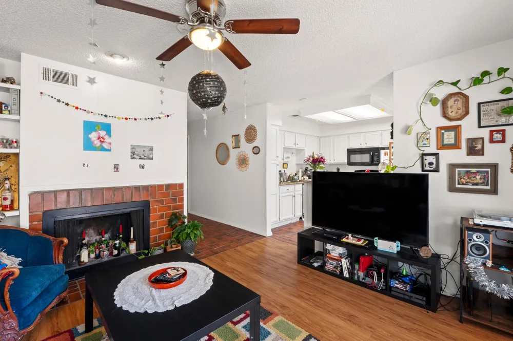 2110 Rio Grande Street #303 Austin, TX 78705