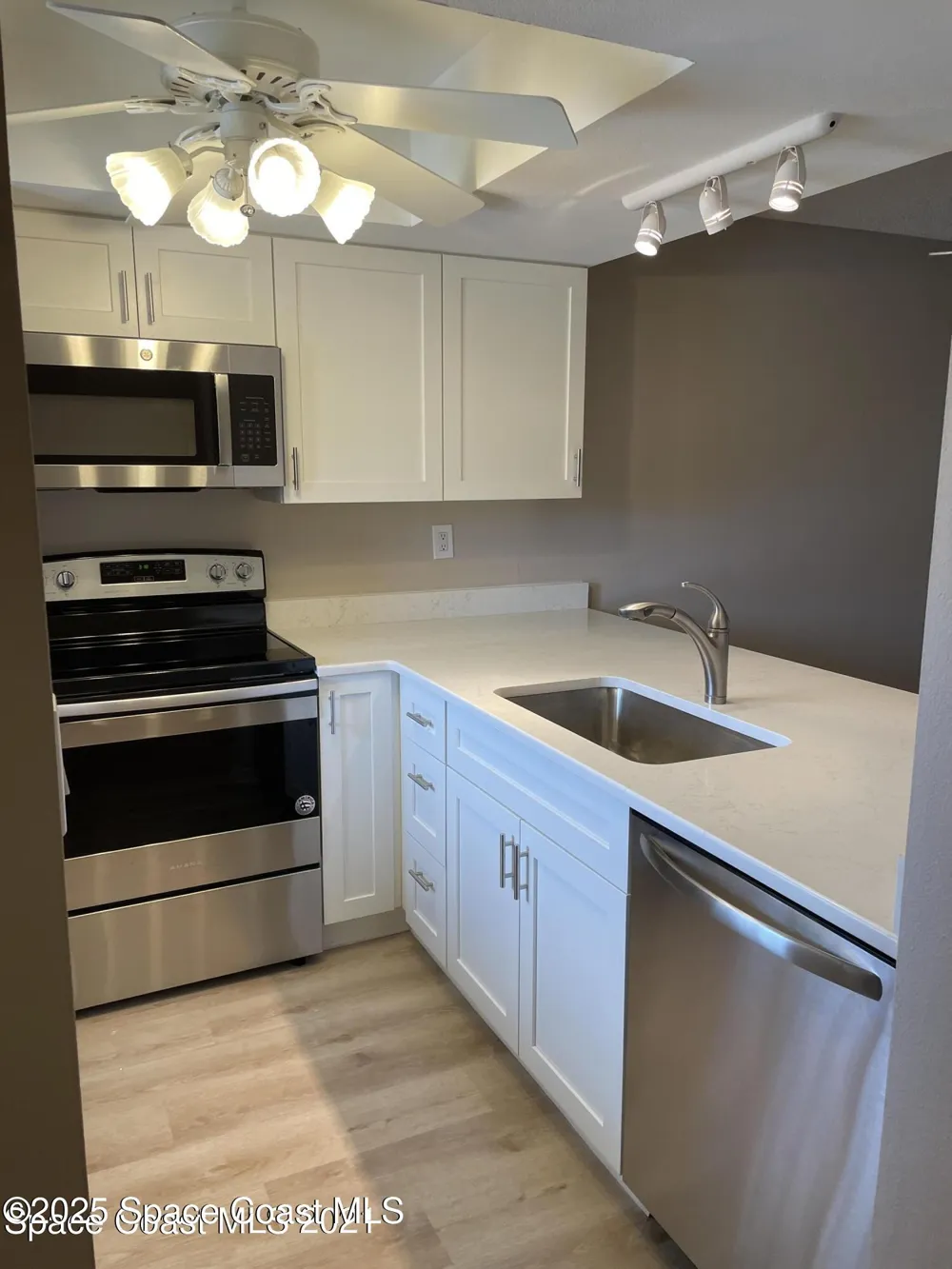 1720 Murrell Road #217 Rockledge, FL 32955