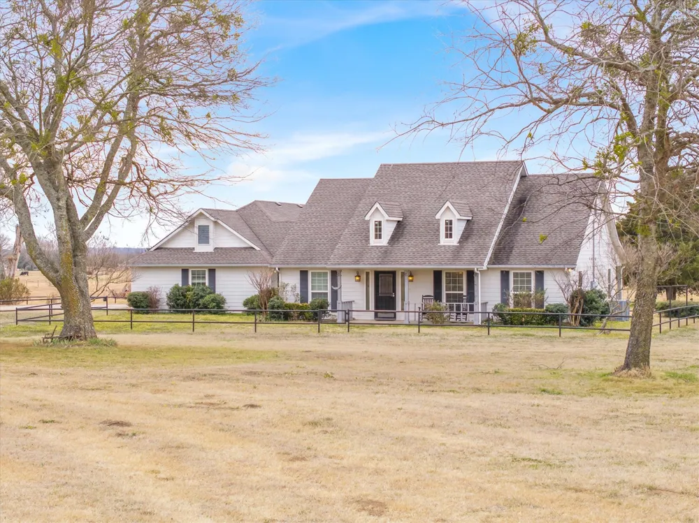 9111 County Road 313 Terrell, TX 75161