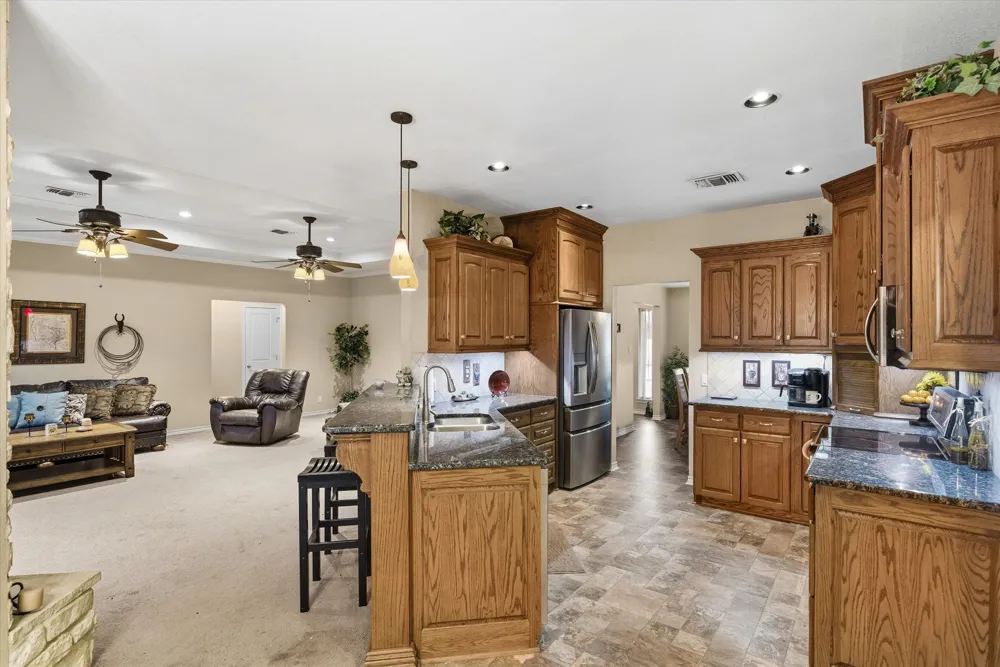 9111 County Road 313 Terrell, TX 75161