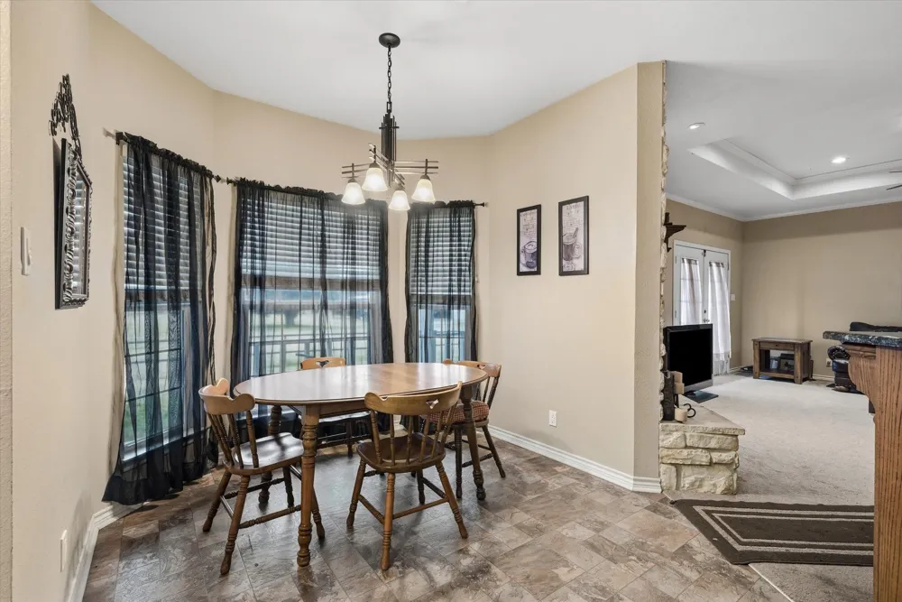 9111 County Road 313 Terrell, TX 75161