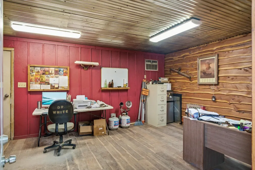 9111 County Road 313 Terrell, TX 75161