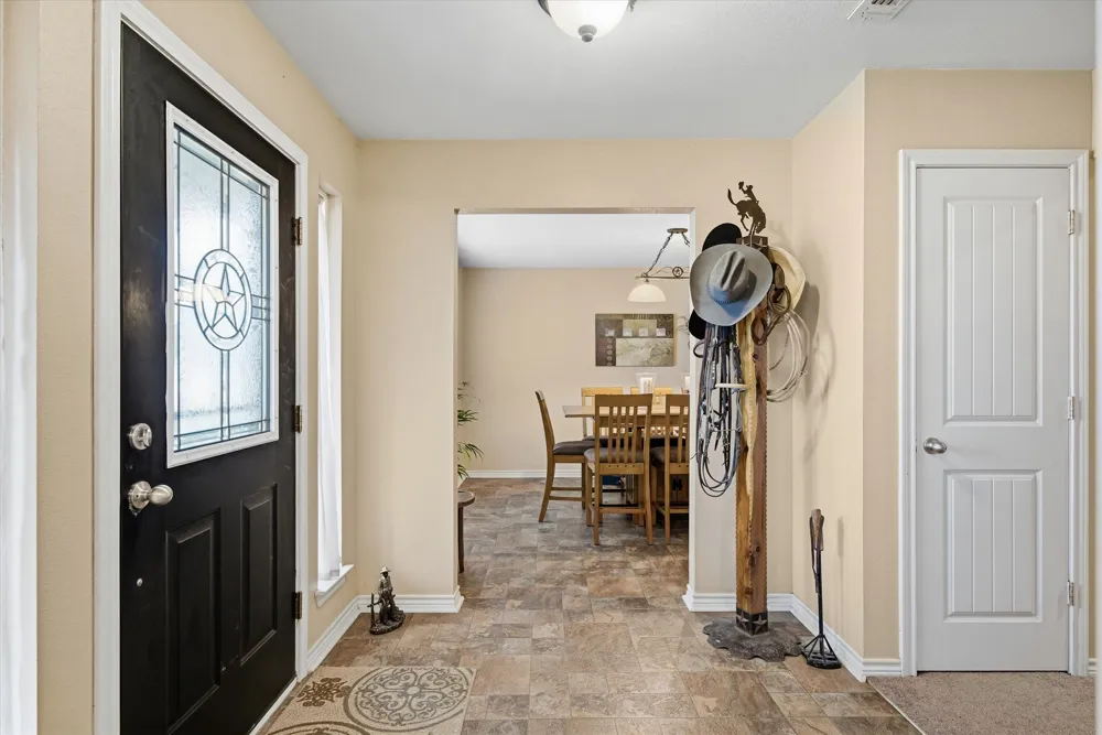9111 County Road 313 Terrell, TX 75161