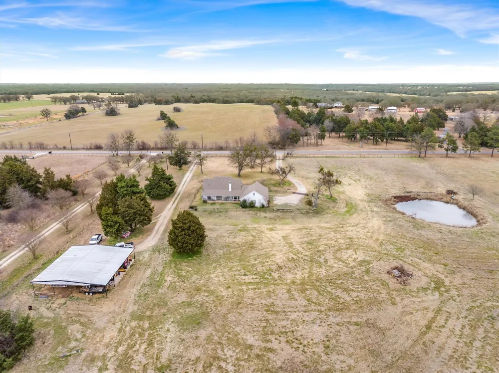 9111 County Road 313 Terrell, TX 75161