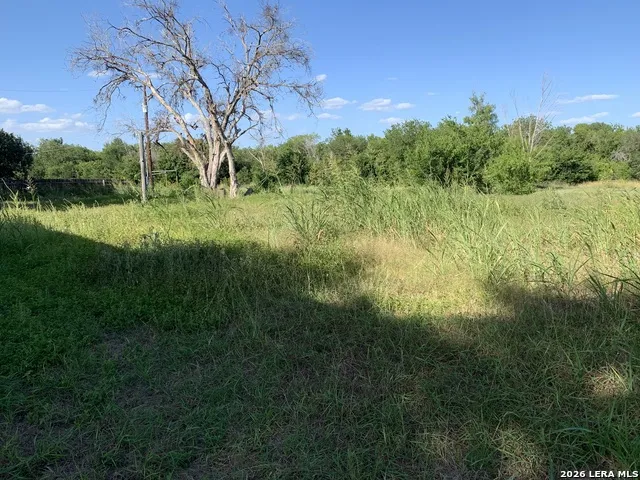 12070 Rathskeller LaCoste, TX 78039