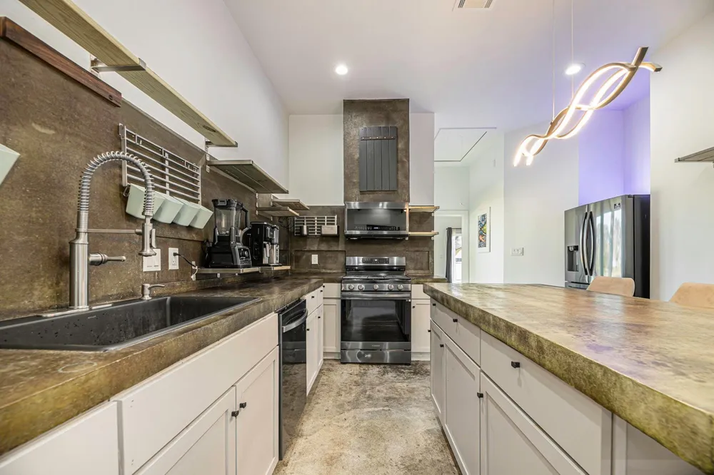 475 Pinnacle Trinity, TX 75862