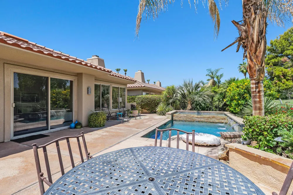 99 Kavenish Drive Rancho Mirage, CA 92270