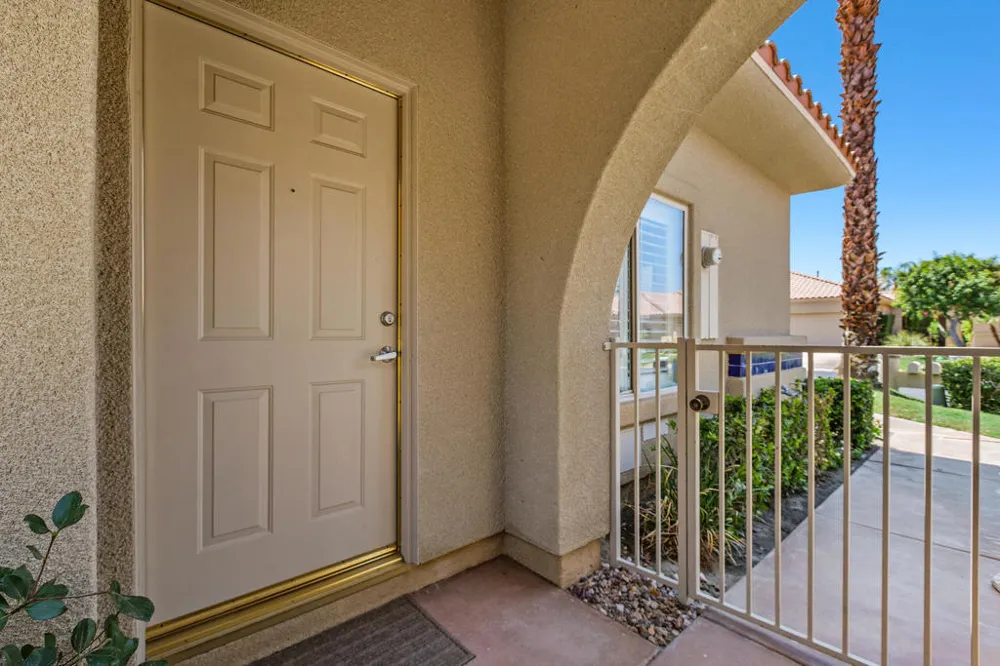 99 Kavenish Drive Rancho Mirage, CA 92270