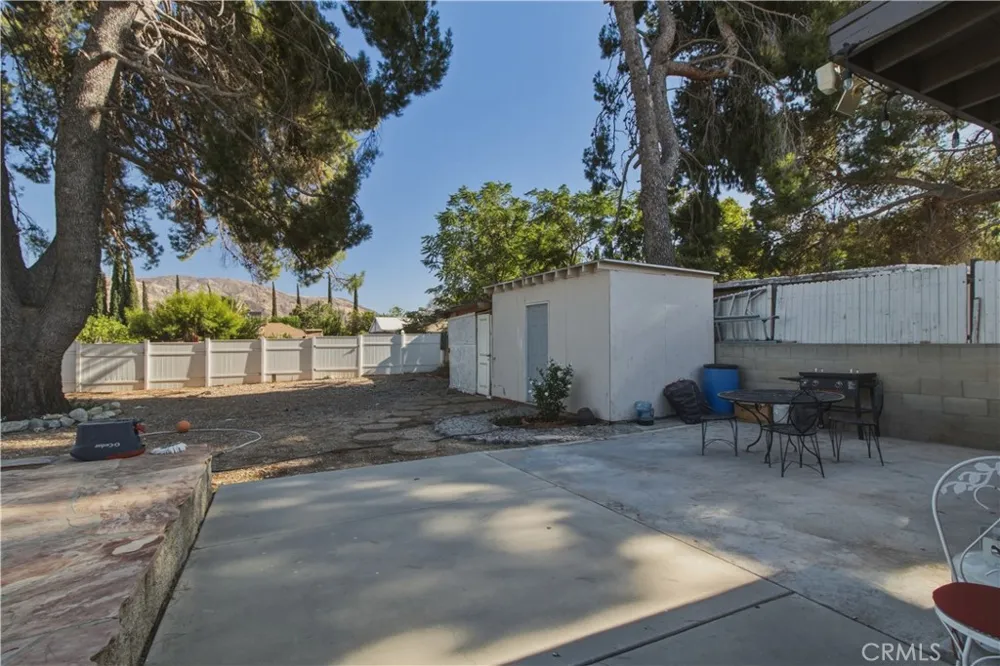 910 W George Banning, CA 92220