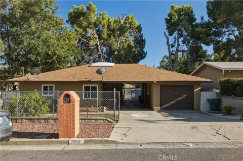 910 W George